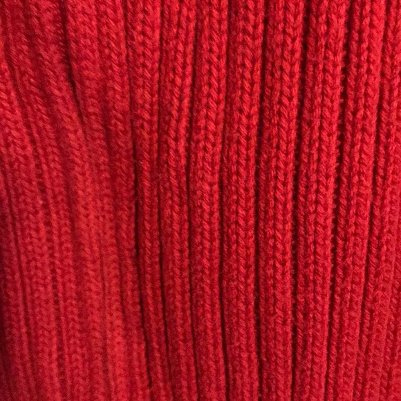 Sweater - Picture 4 of 4